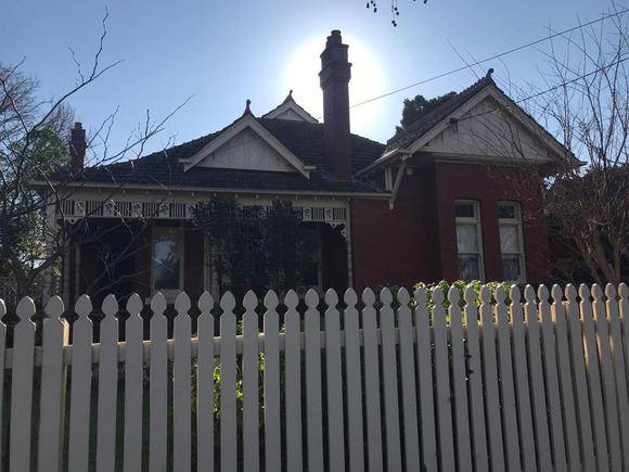 37 Manning Road, Malvern East