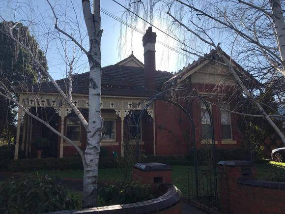 39 Manning Road, Malvern East