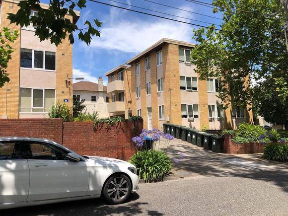 2-4 Warra Street, Toorak