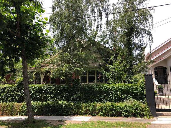 30 Warra Street, Toorak