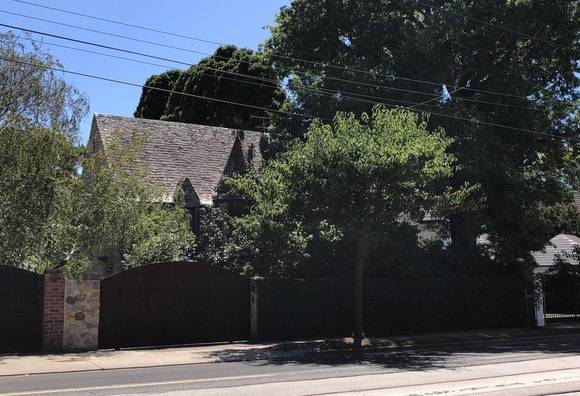 657 Toorak Road, Toorak