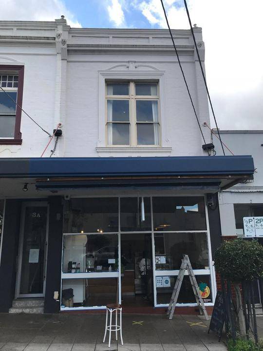 5 Claremont Avenue, Malvern