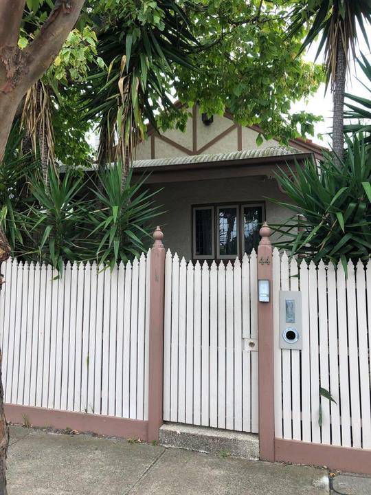 44 Irving Avenue, Prahran