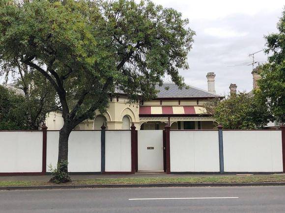 75 Williams Road, Windsor