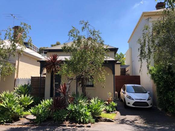 12 Eileen Street, Armadale