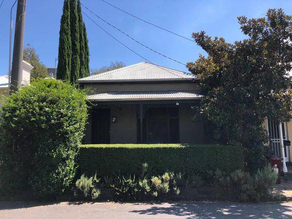 16 Eileen Street, Armadale