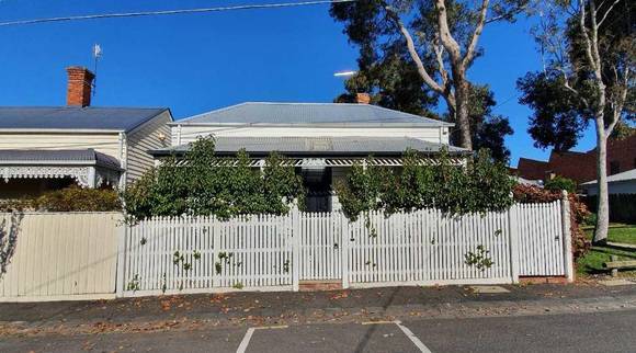 18 Bayview Street, Prahran