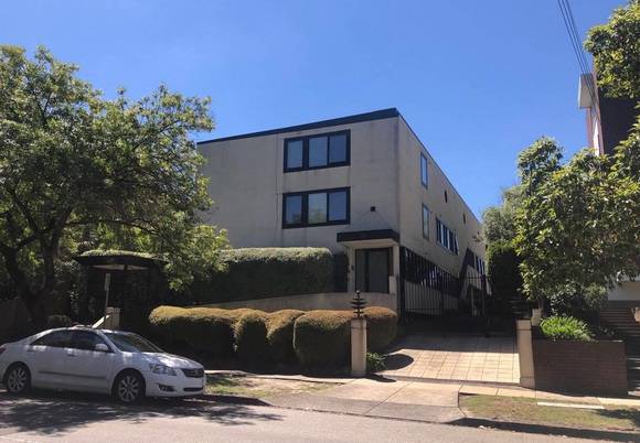 24 Grandview Grove, Prahran