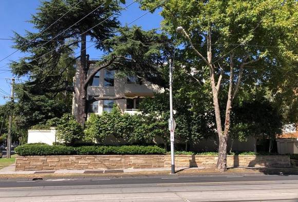 85 Irving Road, Toorak