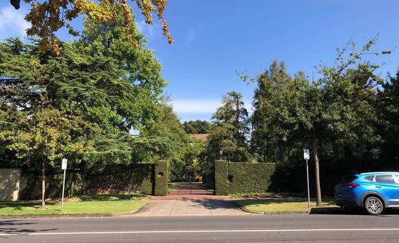 17 St Georges Road, Toorak