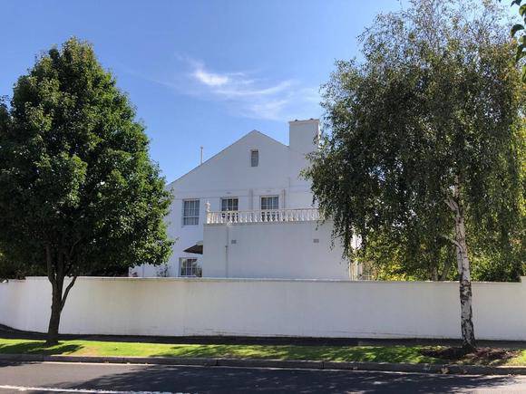 11 St Georges Road, Toorak