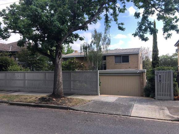 33 Talbot Crescent, Kooyong