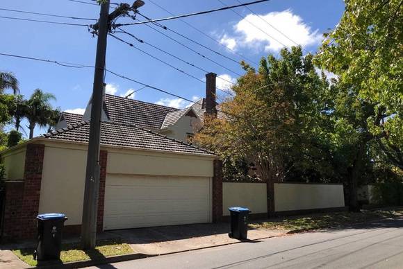 21 Huntingfield Road, Toorak