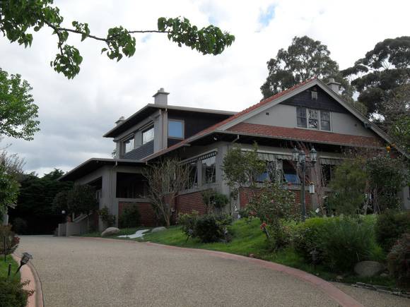Church House, 146 Yarrbat Avenue Balwyn