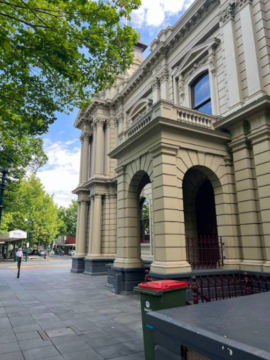 2023. Entry portico, western facade near Hargreaves Street.