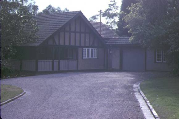 Waller house front view aug1981