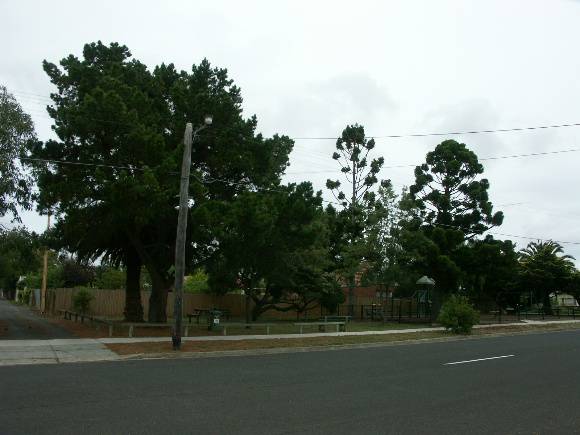 Park Cnr Amundsen & regent Street, Belmont