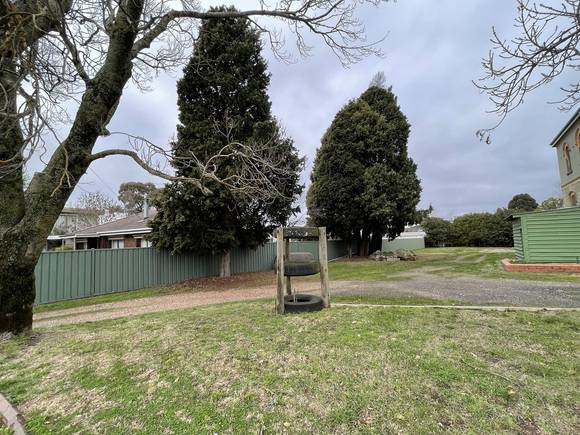 HO145 185-7 Yarrowee St  4 