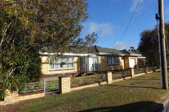 HO169 Waller Estate - 41 Salisbury Avenue