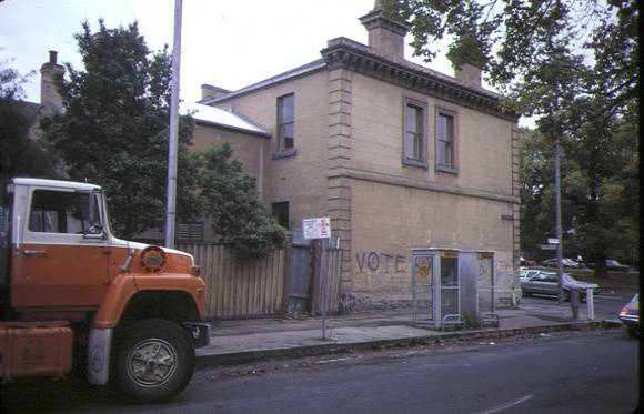 terrace 356 358 victoria parade east melbourne rear view apr1985
