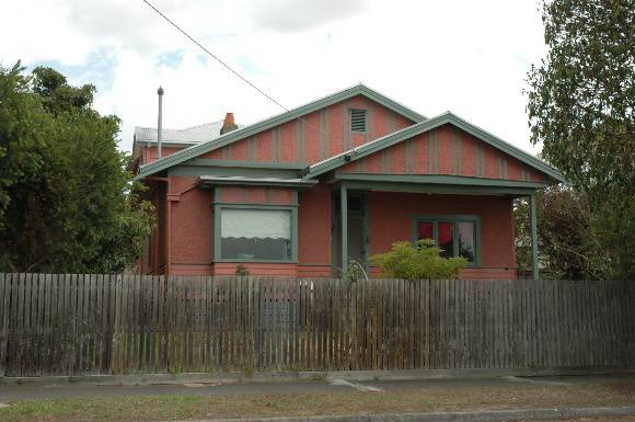 39 Riverview Terrace, Belmont