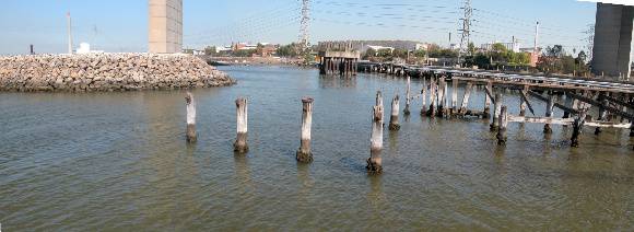 Stony Creek Wharf Maribyrnong March 2003 002