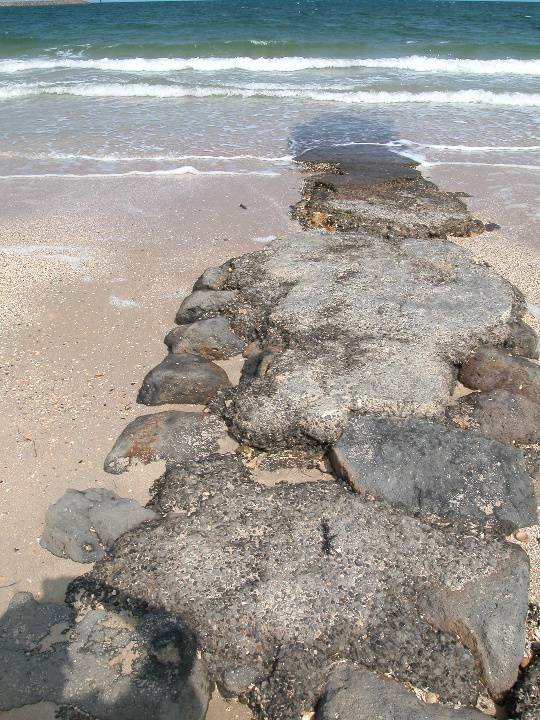 McGregor St Unidentified Stone Structure Port Melbourne  March 2003 Middle Park Baths Groyne 002 