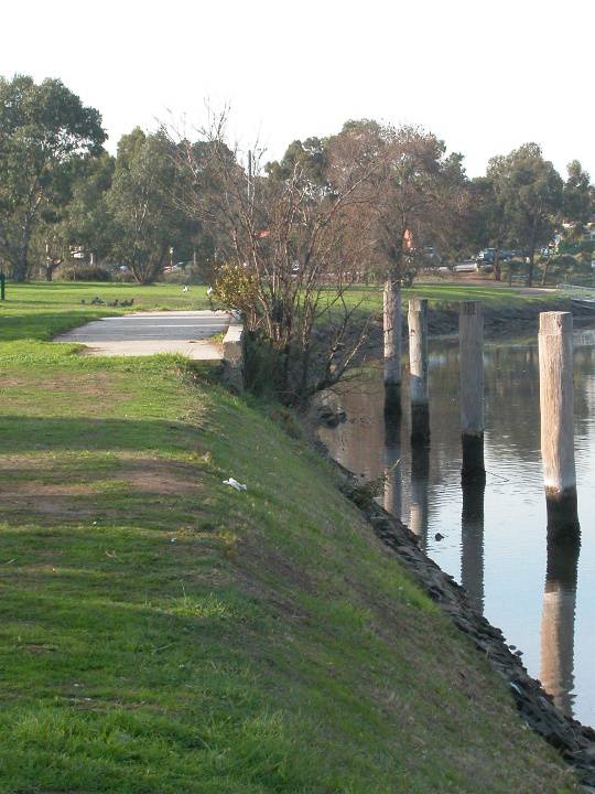 Maribyrnong Permacite And Clay Potteries Wharf Maribyrnong May 2003 002