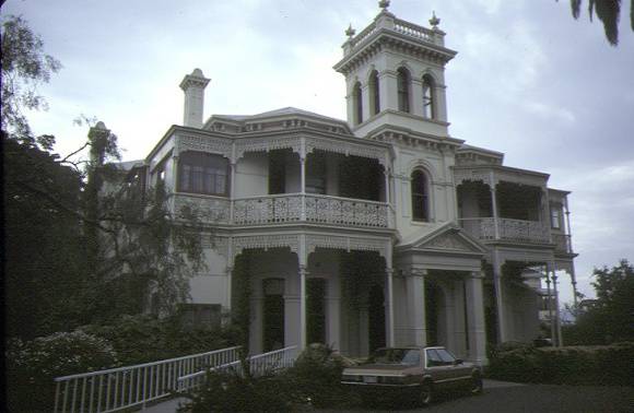 1 yooralbyn erin street richmond front view