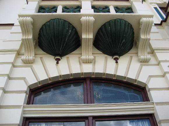 Bull & Mouth_Maryborough_exterior detail_KJ_8 Nov 07