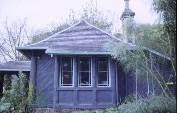 heronswood latrobe parade dromana wooden building