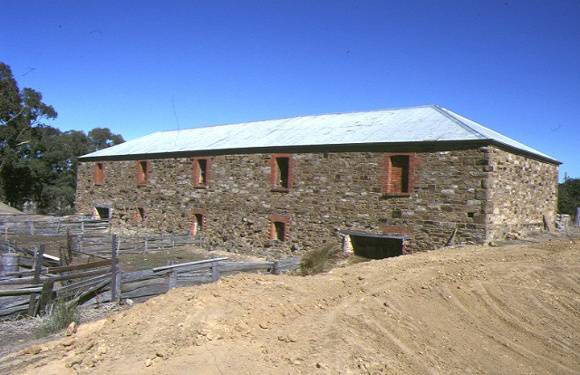 former grieffenhagens winery & homestead emu creek winery front view