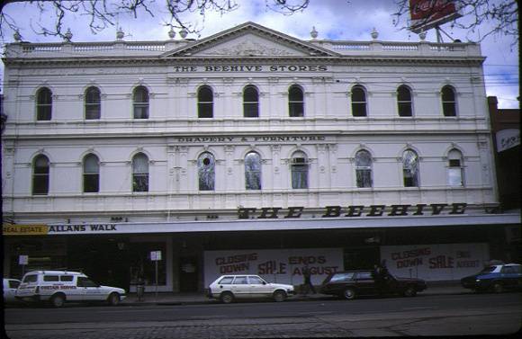 1 former mining exchange building bendigo front view beehive building
