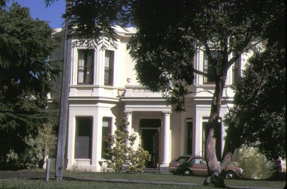 1 greenwich house irving road toorak front view