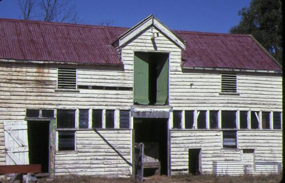 1 frogmore hamilton highway fyansford stables front view