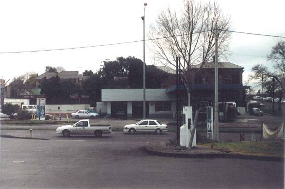 SITE 10 - Archaeological Management Plan for early post-contact archaeological sites in the City of Maribyrnong, 2001
