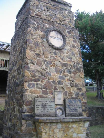 22713  Warrandyte War Memorial - Yarra Street, Warrandyte (3)