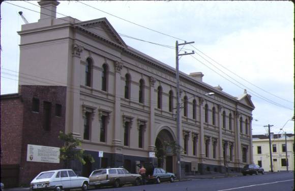 1 former metropolitan meat market nth melb external side