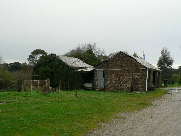 Piggoreet West Homestead Stables & Barn