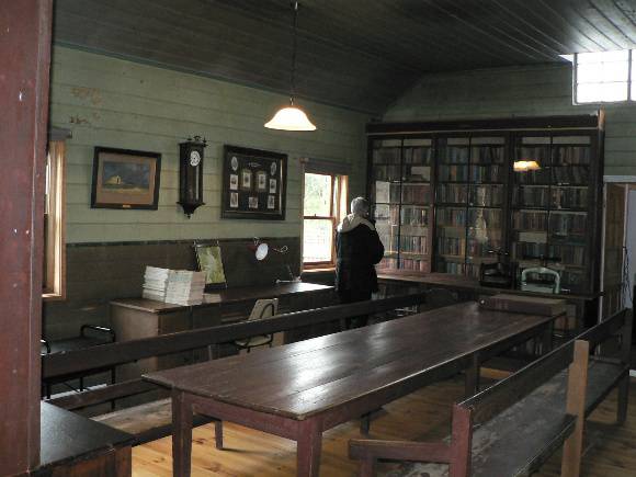 Linton Public Library 67 Sussex St Linton, interior
