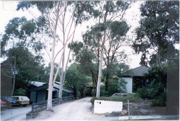 22536 John & Val Reid House - 72 Macedon Road, Templestowe Lower