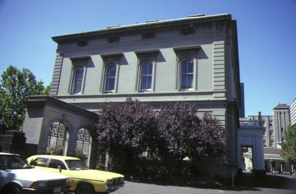 1 former royal mint williams street melbourne side view feb1985