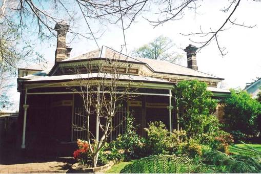 19 Blanche Street Elsternwick, August 2000