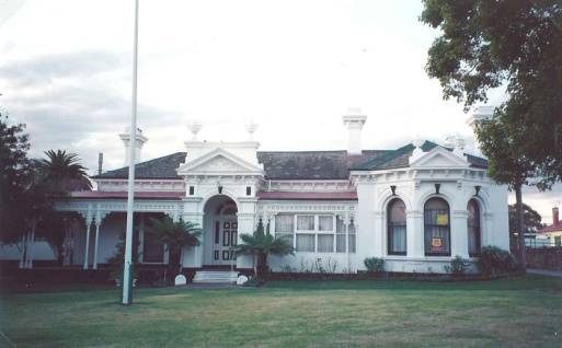 19 Sandham Street Elsternwick, August 1994