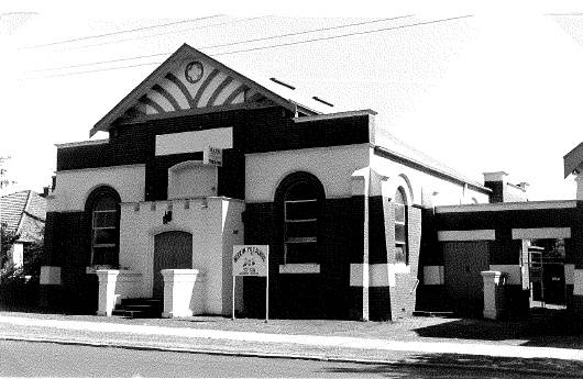 252-254 Neerim Rd Carnegie, August 1994