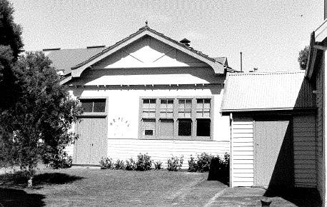 252-254 Neerim Rd Carnegie, August 1994