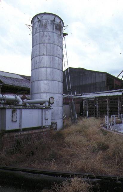 former bendigo gas works bendigo silo mar1989