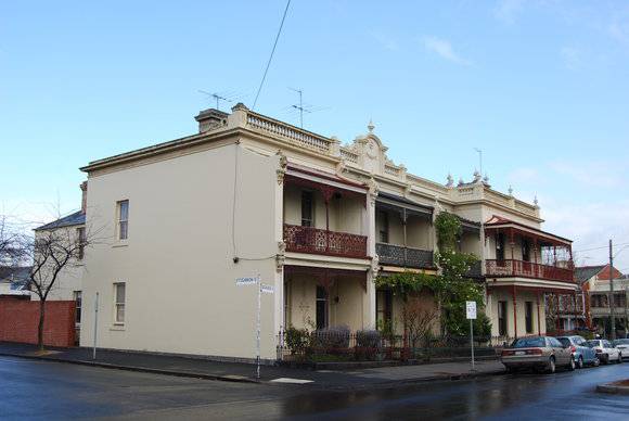 H1922 Residences 33 37 Degraves St 02
