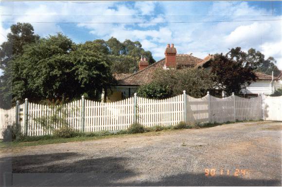22696 Yarra Lodge (fmr Hemsworth House) - 18 Yarra Street, Warrandyte