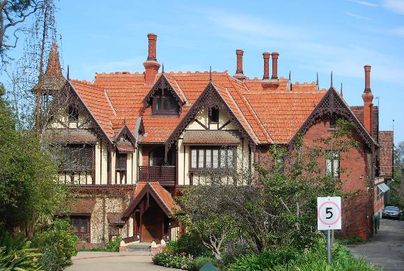 2976 Tay Creggan 30 Yarra Street Hawthorn Front 2 31